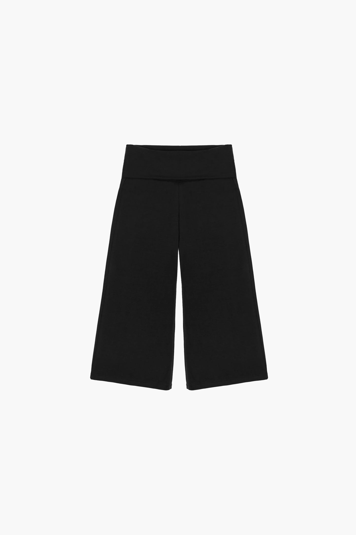 Black cropped gauchos on a gray background