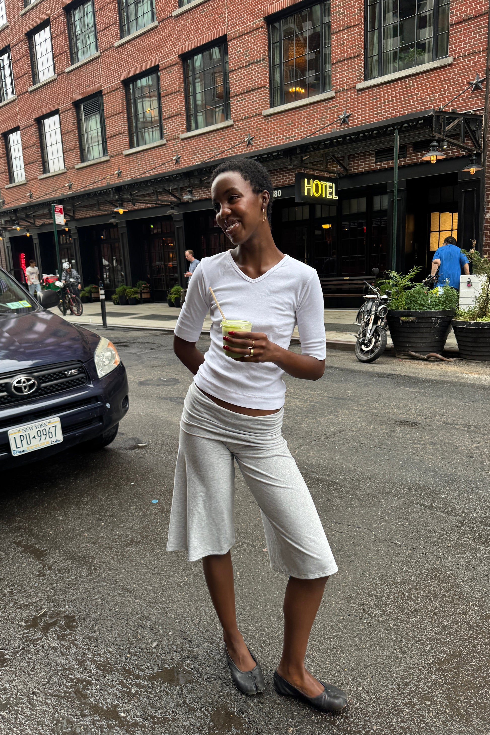 organic v rib tank in white - CHERRY KNOTS