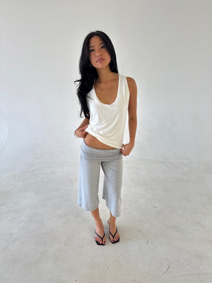 lune fold over capris - CHERRY KNOTS