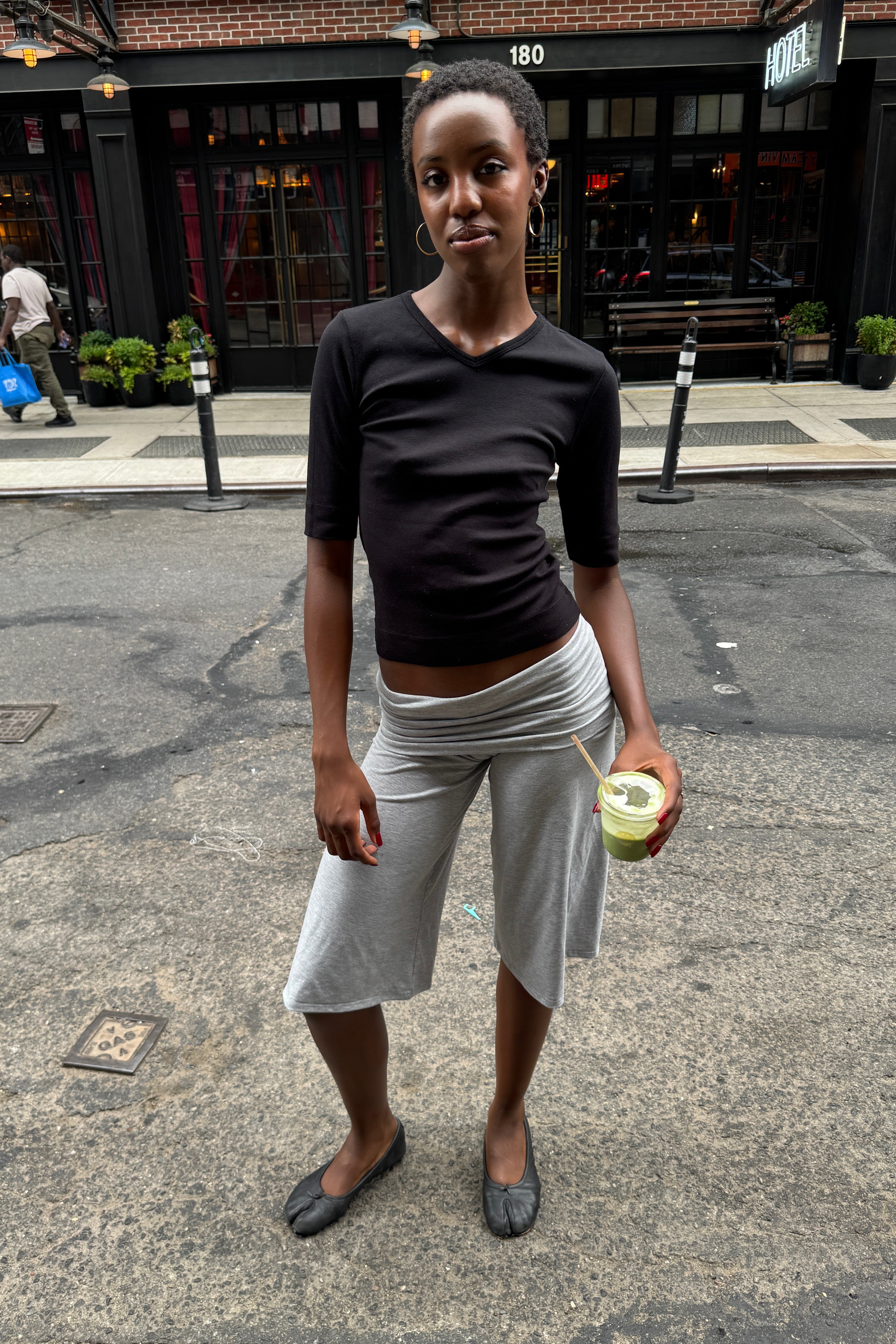 tops – CHERRY KNOTS