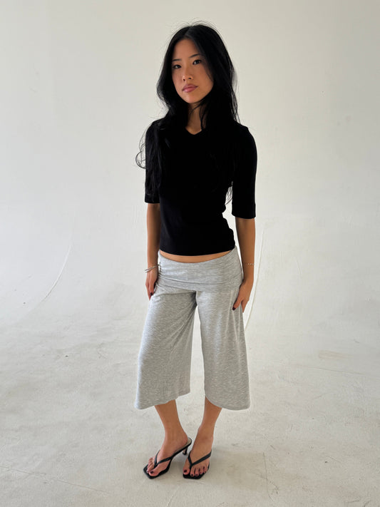 organic v rib tank in black