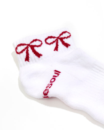 holly quarter sock in red velvet