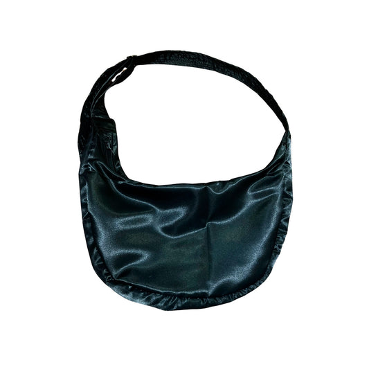 sling bag in black