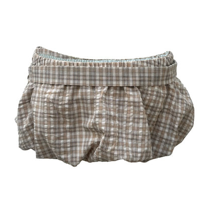 Plaid bloomers on a white background