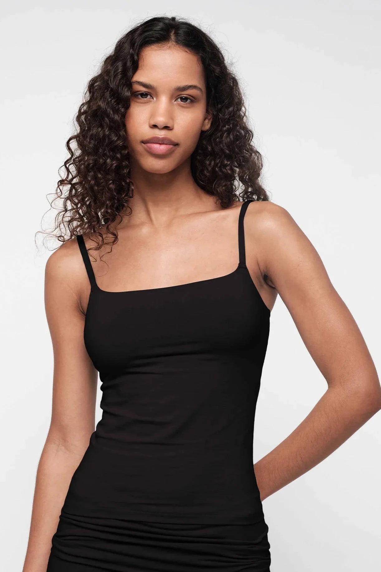flex cami in black - CHERRY KNOTS